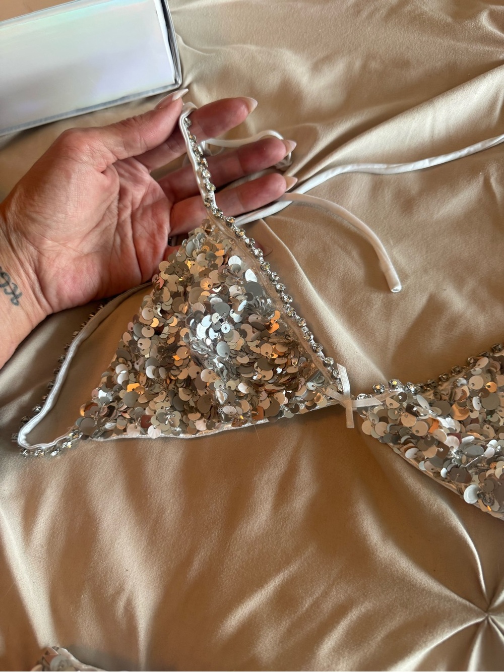 Skims Sequin High-Waist Set - Silver - Picture 4 of 5